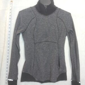 Lululemon 6 Base Runner 1/2 Zip Heathered Charcoal Gray Black Thumb Holes L-Slv